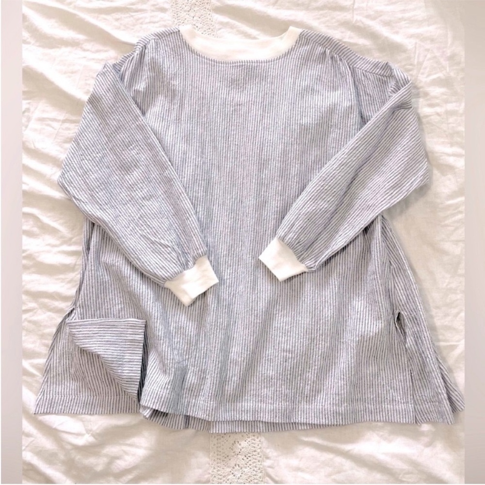 NWOT Soft Relaxed fit Stripe Shirt Purchased in Japan